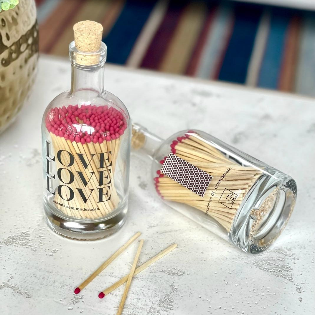 Acendedor LOVE - Incomum Oficial