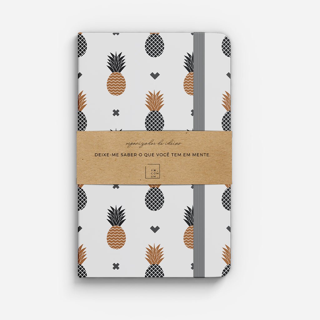 Caderno Abacaxi estilizado dourado - capa dura - Incomum Oficial