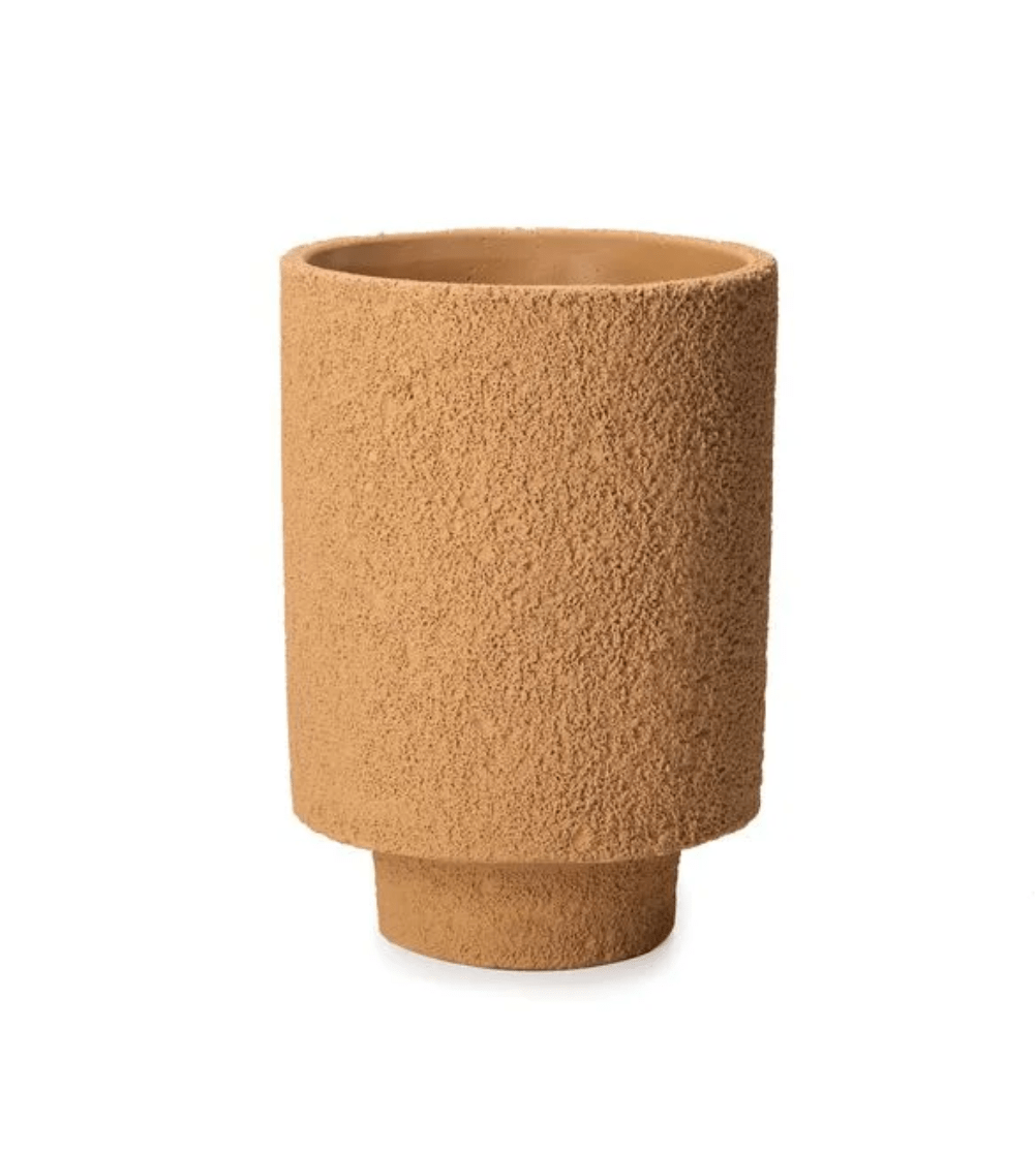 Cachepot em cimento ocre - M - Incomum Oficial