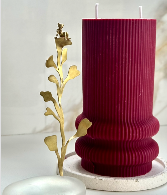 Vela Menina - Candle Collection - IN_COMUM por Nara Ota - PRÉ VENDA