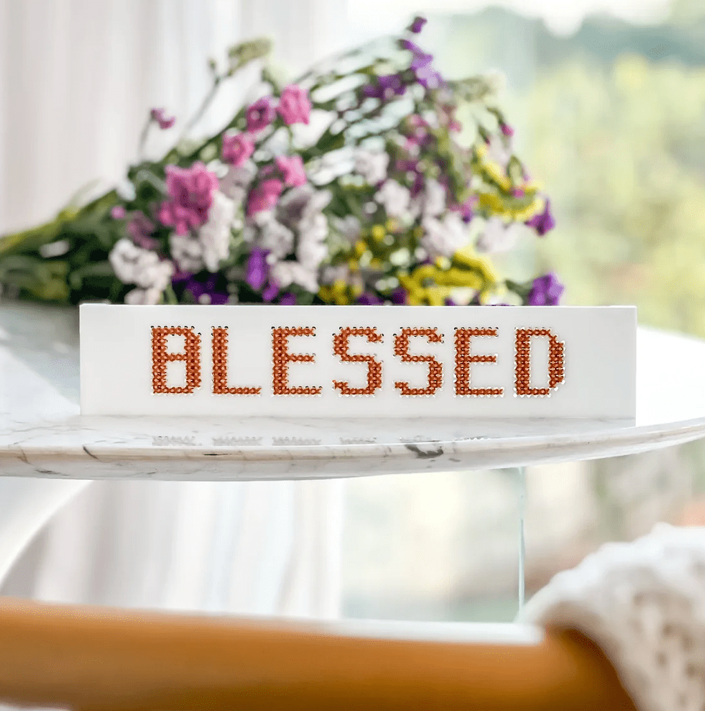 Pontos de Afeto - BLESSED (em acrílico) - Incomum Oficial