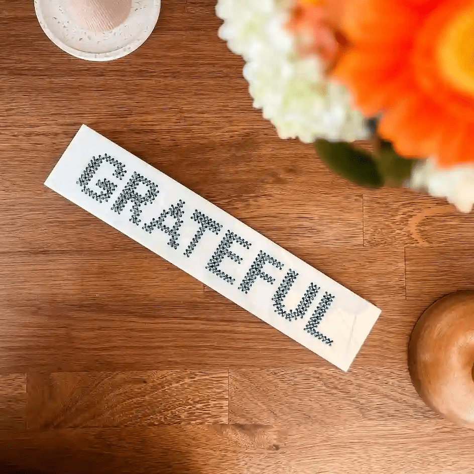 Pontos de Afeto - GRATEFUL (em acrílico) - Incomum Oficial