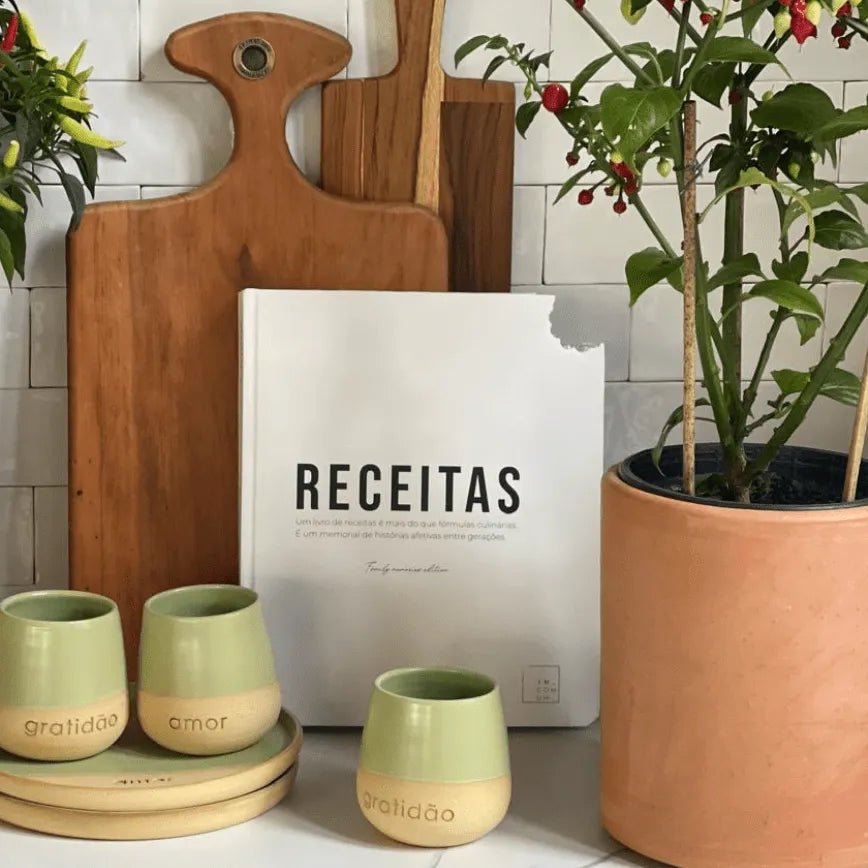 Kit Diário de Receitas - Memórias de Família + Instax 12 mini - Incomum Oficial