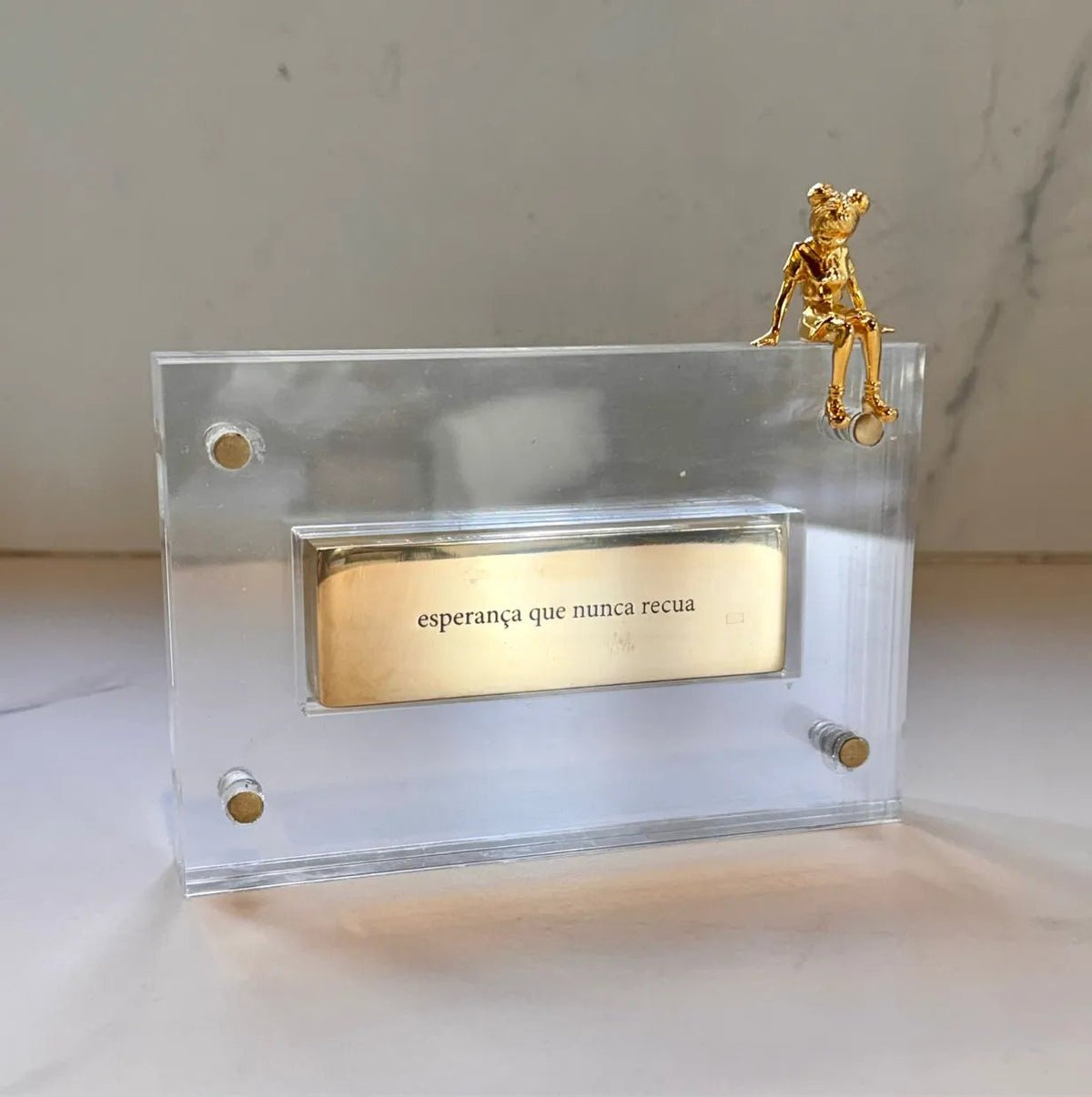 Escultura Esperança - Collab Nara Ota - PRÉ - VENDA - Incomum Oficial