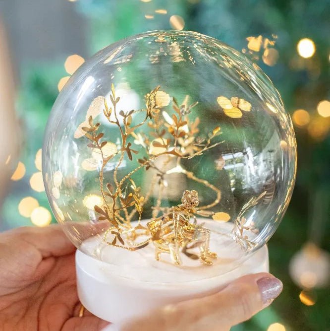 Globo Menina - IN_COMUM por Nara Ota - Incomum Oficial