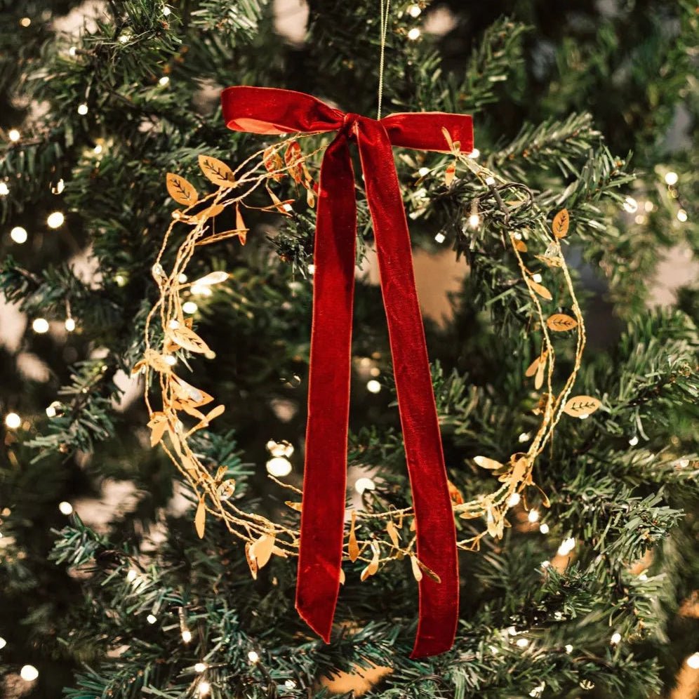 Guirlanda - IN_COMUM por Nara Ota - Incomum Oficial