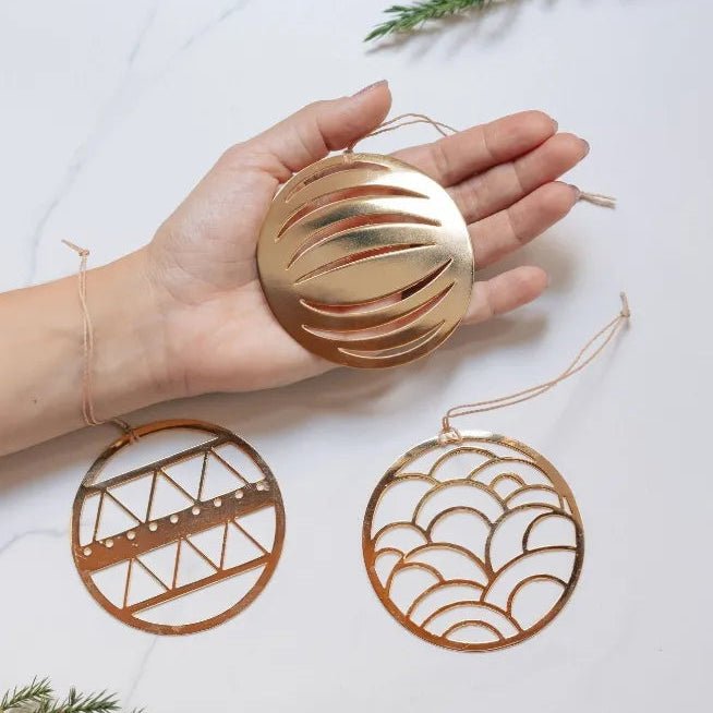 Trio de enfeites - Bolas - IN_COMUM por Nara Ota - Incomum Oficial