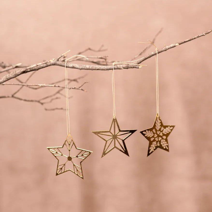 Trio de enfeites - Estrelas - IN_COMUM por Nara Ota - Incomum Oficial